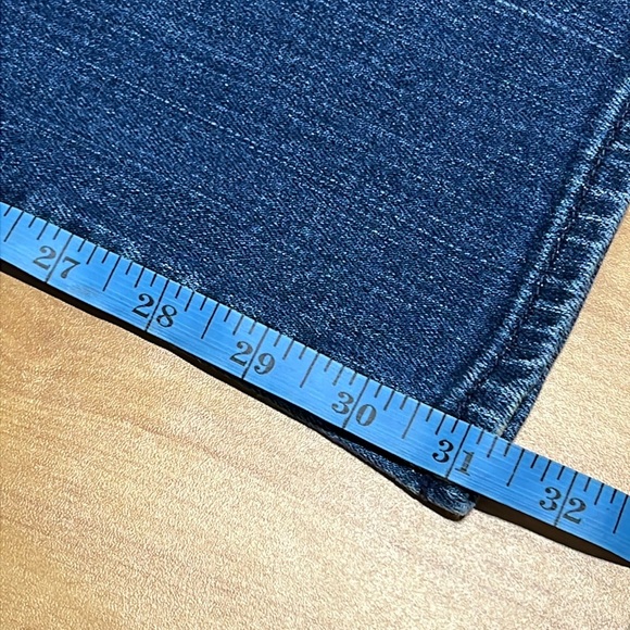 Lucky Brand Sweet’n Low Jeans - Picture 11 of 11